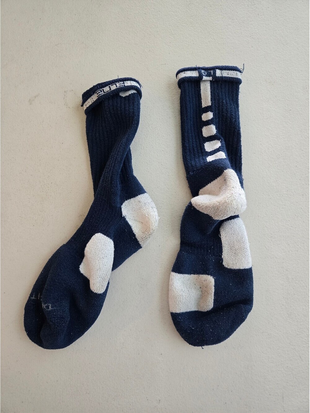 Nike Elite Basketball Crew Socks Navy White Dri-FIT Adult L
